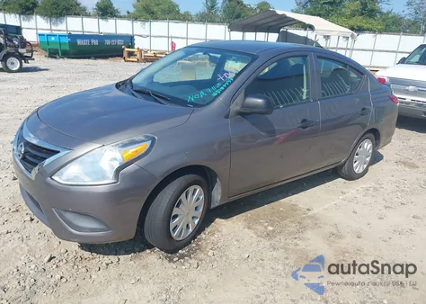 2015 Nissan Versa 1.6 S+ z USA, uszkodzony, nr VIN 3N1CN7AP0FL902939